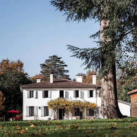 La Du Mestre Uza