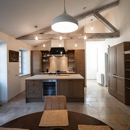 Villa La Du Mestre Uza