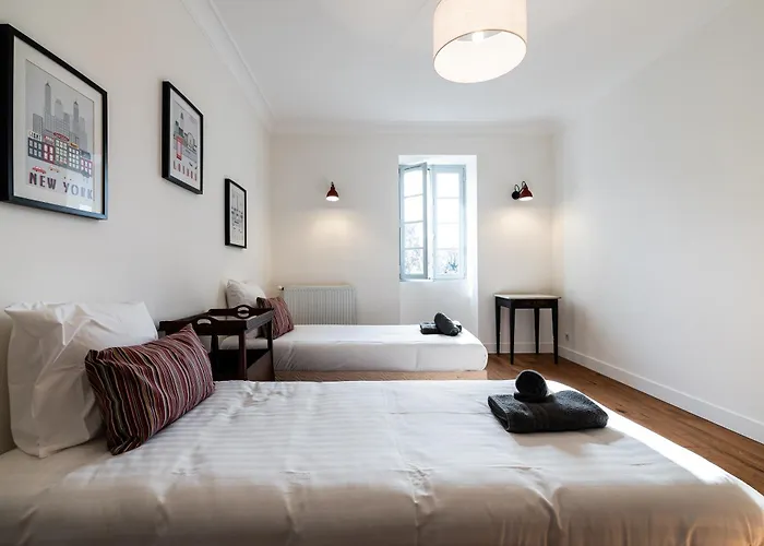 La Du Mestre Villa Uza