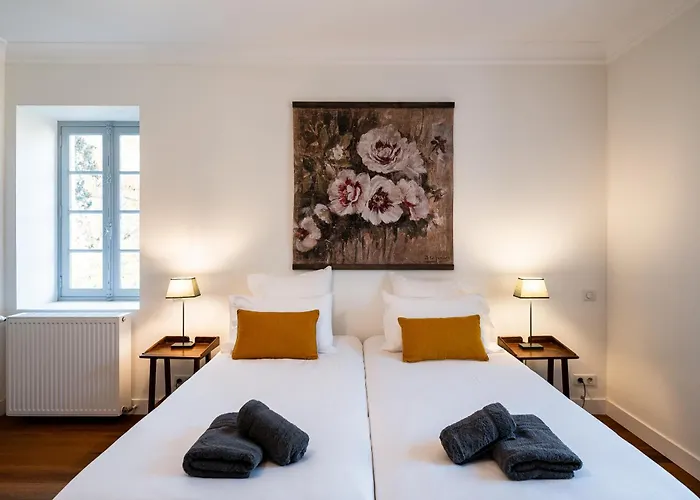 La Du Mestre Villa *