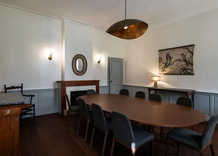 La Du Mestre Villa Uza